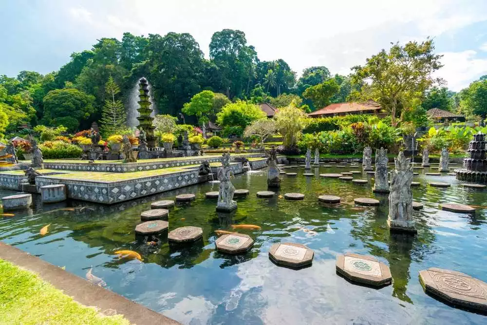 Keajaiban Alam Indonesia: Dari Gunung Hingga Danau yang Memukau