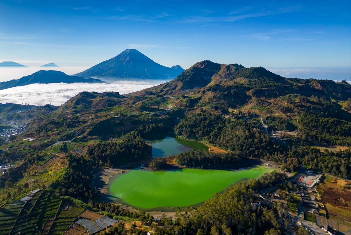 Keindahan Alam & Budaya Dieng Plateau: Destinasi Favorit di Wonosobo