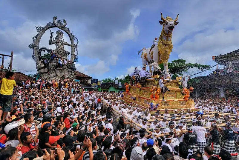 Mengenal Ngaben, Upacara Adat Bali yang Menjadi Daya Tarik Wisata Budaya Indonesia