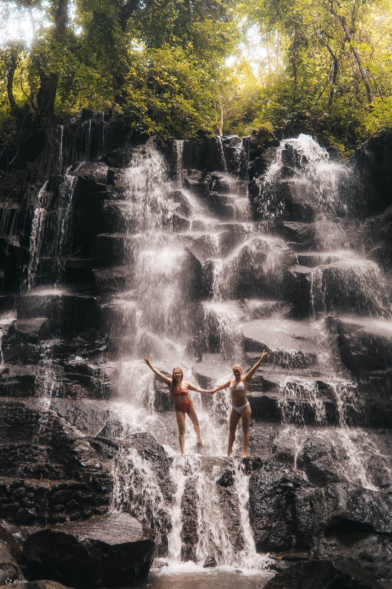 Menjelajahi Keindahan Wisata Alam dan Budaya Indonesia